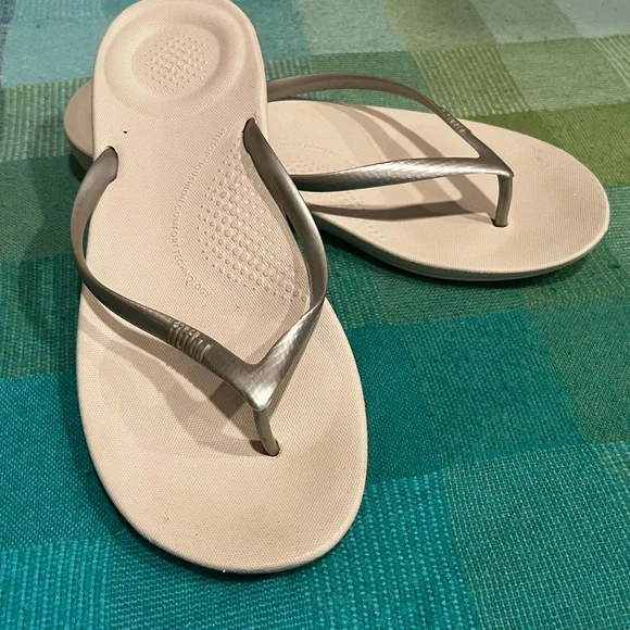 Women's Silver Flip Flops - Picture 2 of 5
